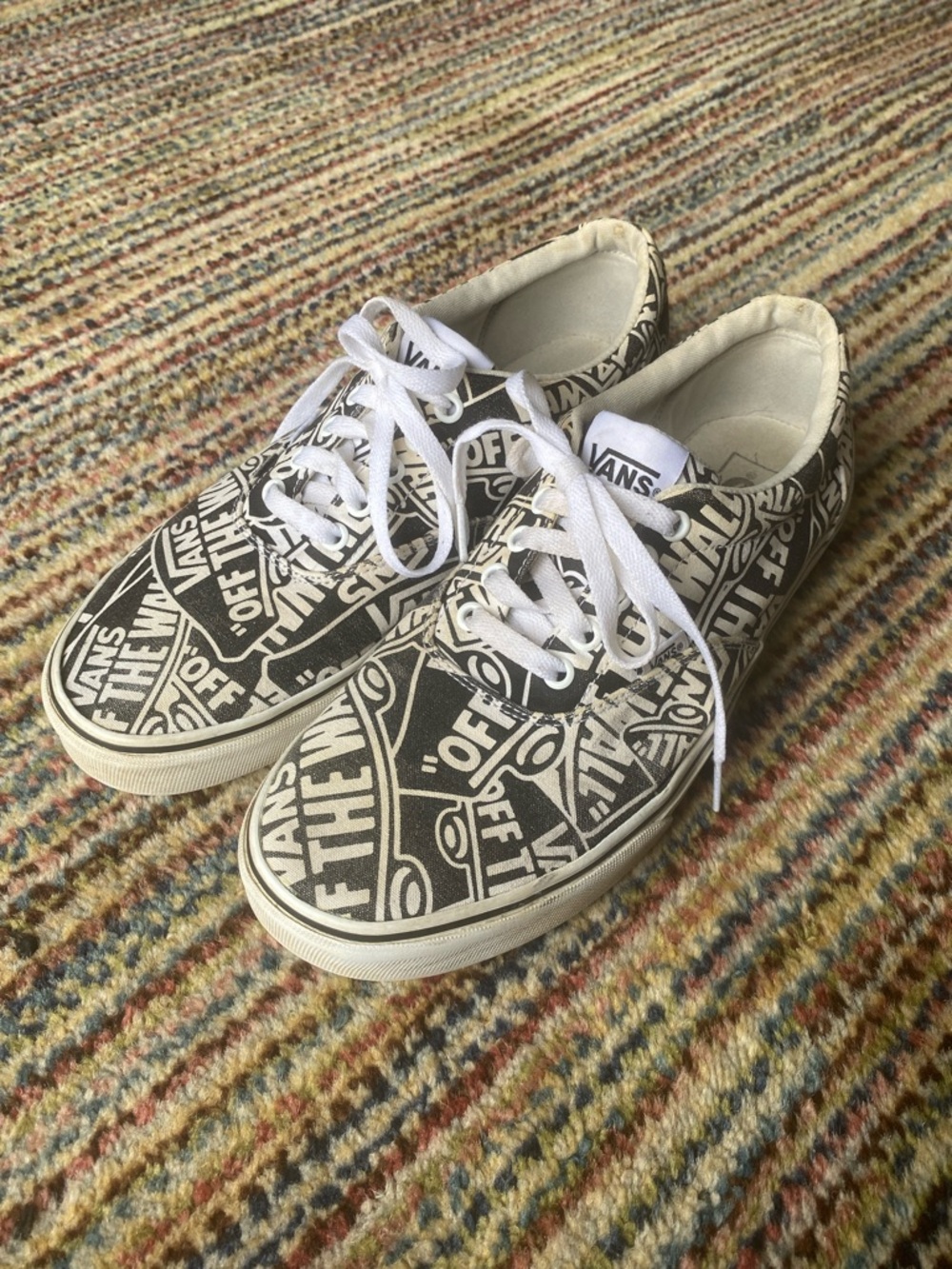 Vans low top